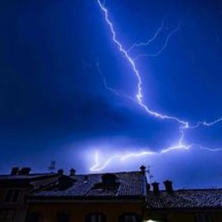 Caldo record, Pregliasco: "I temporali peggiorano gli effetti sulla salute" Caldo record, Pregliasco: "I temporali peggiorano gli effetti sulla salute"
