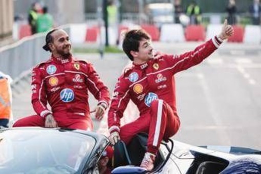 Ferrari, 'nuovo' look per il Gp di Monza: svelata la Rossa di Hamilton e Leclerc