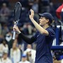 Debutto agevole per Sinner a Pechino, steso in 2 set Cilic