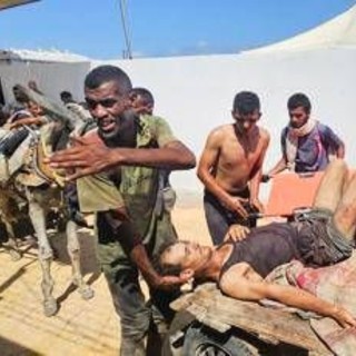 Gaza, al Jazeera: &quot;Spari Idf vicino a centro aiuti, almeno 30 morti a Rafah&quot;