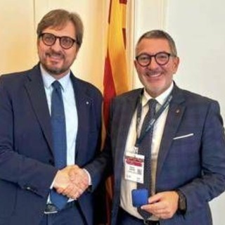 Lombardia, alleanza con la Catalogna per sostenere l'industria chimica Lombardia, alleanza con la Catalogna per sostenere l'industria chimica