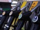 Prezzi benzina ancora in rialzo, quanto costano oggi i carburanti alla pompa