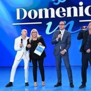 Domenica In, da Arisa a Ferzan Ozpetek: tutti gli ospiti di oggi 2 novembre Domenica In, da Arisa a Ferzan Ozpetek: tutti gli ospiti di oggi 2 novembre