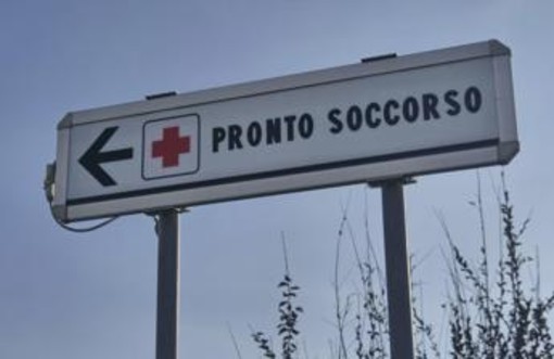 Messina, donna getta acido contro il suo avvocato: il legale è grave in ospedale Messina, donna getta acido contro il suo avvocato: il legale è grave in ospedale