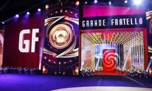 'Grande Fratello', il direttore di Canale 5: &quot;Ingiusto bollarlo come trash&quot;
