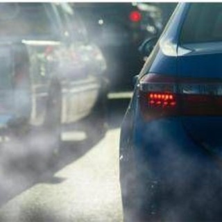 Auto, Assogasliquidi: "Limiti possono vanificare apertura a motore termico e biocarburanti"