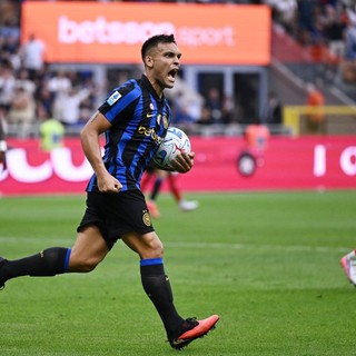La pazza Inter ribalta il Napoli a San Siro, da 0-2 a 3-2