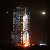 La Cina lancia il razzo Long March-12A Y1, secondo stadio in orbita