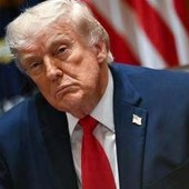 Iran, Trump: "E' ora di fare un accordo". Pressing Usa su Hormuz ma "nessuna revoca sanzioni a Teheran"