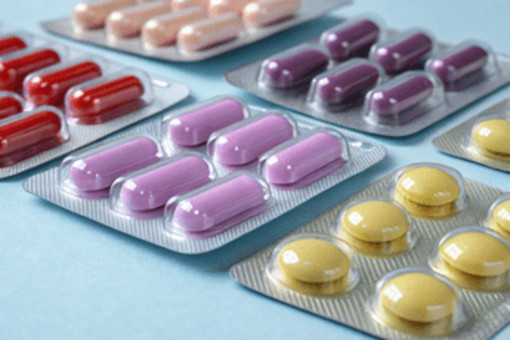 Carenza di antibiotici, lo studio: "Tra le cause aumento costi produzione e calo prezzi" Carenza di antibiotici, lo studio: "Tra le cause aumento costi produzione e calo prezzi"