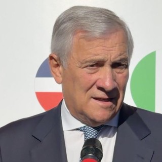 Tajani “La scelta Usa sul diesel non aiuta a portare Putin al tavolo della pace”