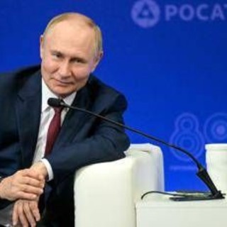 Putin avverte l'Occidente: &quot;Qualsiasi truppa straniera in Ucraina sarebbe bersaglio&quot;