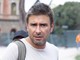Rinviato il rientro di Alessandro Di Battista in Italia, è stato operato a Cuba Rinviato il rientro di Alessandro Di Battista in Italia, è stato operato a Cuba