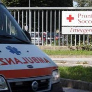 Prato, spari al pronto soccorso: ferito fuggitivo. Agente indagato per tentato omicidio Prato, spari al pronto soccorso: ferito fuggitivo. Agente indagato per tentato omicidio