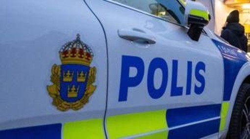 Stoccolma, autobus travolge le persone alla fermata: morti e feriti