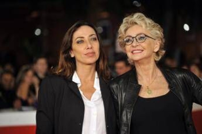Enrica Bonaccorti e la malattia: "Non ho tantissime speranze". La figlia: "Vinciamo"