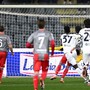 La Cremonese scappa, il Cagliari non si arrende: 2-2 allo Zini La Cremonese scappa, il Cagliari non si arrende: 2-2 allo Zini