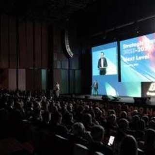 Fs, nel 2025 18 mld investiti, 241 mezzi consegnati e 35 mila treni riportati in orario