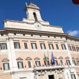Piano riarmo europeo, Camera approva mozione maggioranza. Opposizioni attaccano: &quot;ReArm non c'è&quot;