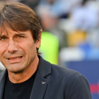 Conte “Sono sereno, il Napoli in testa dà fastidio”