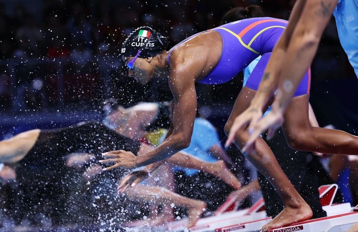 Oro e record mondiale per la 4×50 sl mixed agli Europei in vasca corta