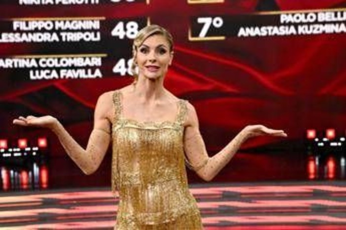 Martina Colombari ospite a Verissimo: Ballando, Buen Camino e il figlio Achille Costacurta