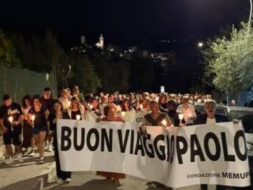 Latina, suicidio 14enne: al via contestazioni disciplinari a personale scolastico Latina, suicidio 14enne: al via contestazioni disciplinari a personale scolastico