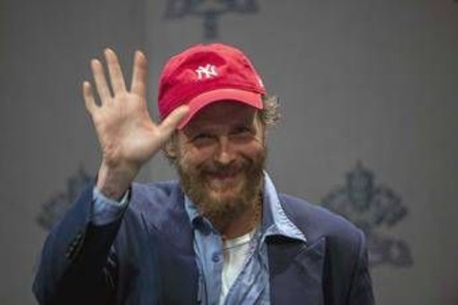 Jovanotti: &quot;Io prossimo conduttore di Sanremo? Solo insieme a Fiorello&quot;