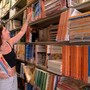 Caro libri, emergenza rincari alla vigilia del rientro a scuola: "Fino a 1200 euro tra zaini e testi" Caro libri, emergenza rincari alla vigilia del rientro a scuola: "Fino a 1200 euro tra zaini e testi"
