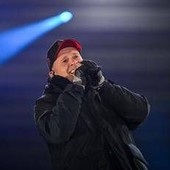 Sanremo 2026, Max Pezzali protagonista della Costa Toscana: dagli 883 alla carriera solista Sanremo 2026, Max Pezzali protagonista della Costa Toscana: dagli 883 alla carriera solista