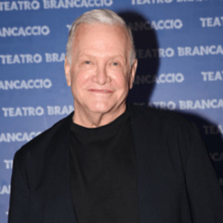 Garrison a Verissimo, chi è l'insegnante di Amici: carriera e coming out Garrison a Verissimo, chi è l'insegnante di Amici: carriera e coming out