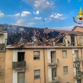 Esplosione in appartamento a Torino, arrestato 40enne: è ricoverato in ospedale