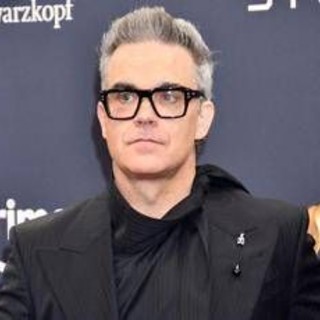 Robbie Williams e l'anti-obesità, gli esperti: "Rischio cecità? Non c'è causa-effetto" Robbie Williams e l'anti-obesità, gli esperti: "Rischio cecità? Non c'è causa-effetto"