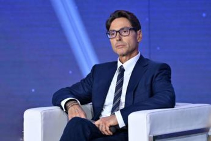 Palinsesti Mediaset, Pier Silvio Berlusconi: "Barbara D'Urso? Ma quale veto. Su Striscia la Notizia stiamo valutando" Palinsesti Mediaset, Pier Silvio Berlusconi: "Barbara D'Urso? Ma quale veto. Su Striscia la Notizia stiamo valutando"