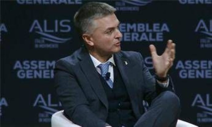 Logistica, Rixi: "Italia deve cogliere opportunità di nuovi mercati" Logistica, Rixi: "Italia deve cogliere opportunità di nuovi mercati"