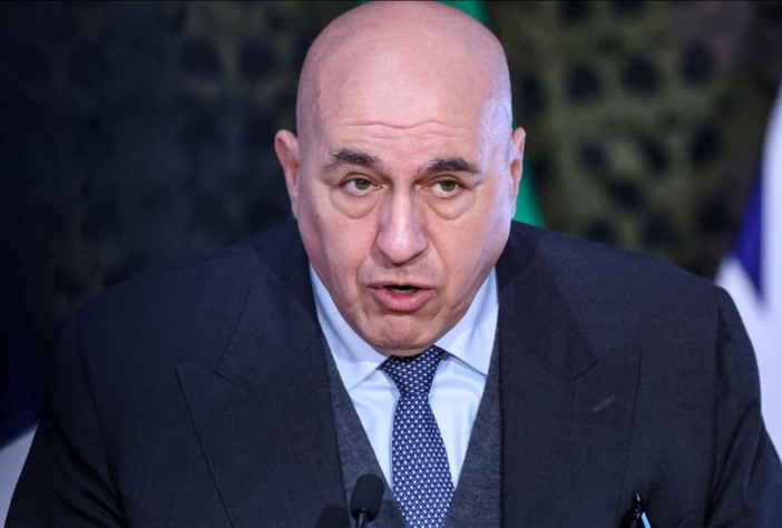 Crosetto “No voto anticipato, lavorare per affrontare crisi in atto”