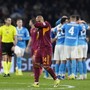 Alla Roma non basta Malen, il Napoli non molla e al Maradona finisce 2-2 Alla Roma non basta Malen, il Napoli non molla e al Maradona finisce 2-2