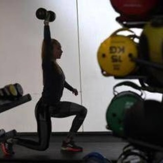 Hai i muscoli? Il tuo cervello è più 'giovane': lo studio