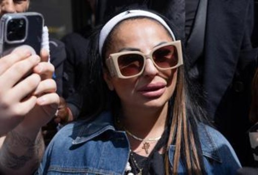 "Docu-serie su Rita De Crescenzo? Nessuna richiesta di contributo": il Mic fa chiarezza "Docu-serie su Rita De Crescenzo? Nessuna richiesta di contributo": il Mic fa chiarezza