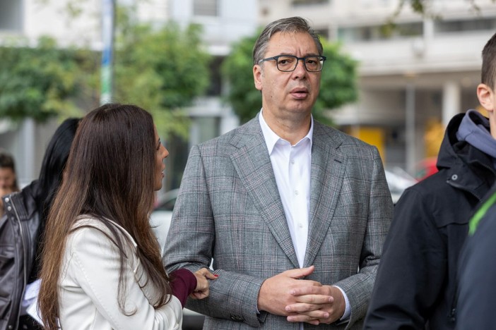 Svolta alle elezioni politiche in Serbia, Vucic riconosce sconfitta Svolta alle elezioni politiche in Serbia, Vucic riconosce sconfitta