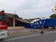 Tir sfonda un caseificio dopo lo scontro con un'auto: un morto e due feriti a Capalbio