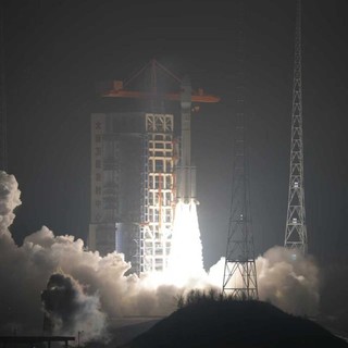 La Cina lancia nuovi satelliti Internet nello spazio