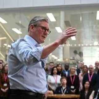 Gb, Financial Times: ipotesi Russia dietro attacchi a proprietà Starmer