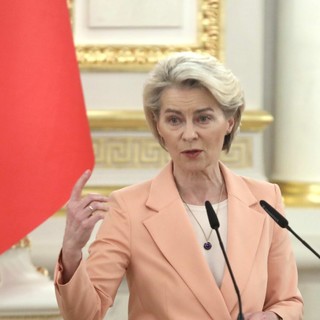 Von der Leyen “Per l’Ucraina serve una pace giusta e duratura”