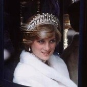 Lady Diana, 30 anni dalla morte. L'esperto: "William deluso da chi specula sul ricordo della madre" Lady Diana, 30 anni dalla morte. L'esperto: "William deluso da chi specula sul ricordo della madre"