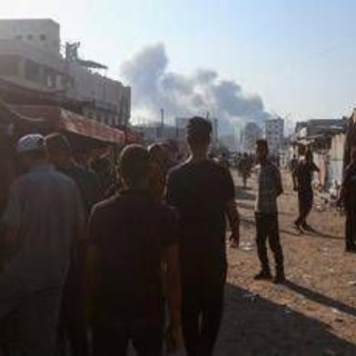 Gaza, ritrovati i corpi di 3 ostaggi a Khan Younis. Ma Israele accusa Hamas: "Prendono tempo per riorganizzarsi" Gaza, ritrovati i corpi di 3 ostaggi a Khan Younis. Ma Israele accusa Hamas: "Prendono tempo per riorganizzarsi"