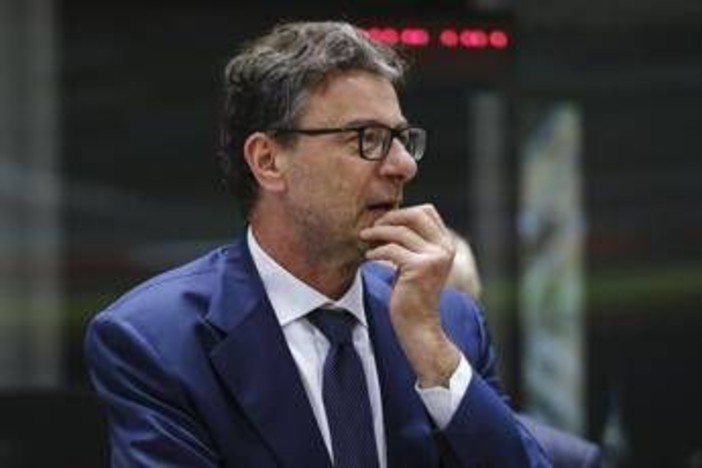 Dazi di Trump, effetto su Pil Italia. Giorgetti: &quot;Crescita rivista al ribasso&quot;