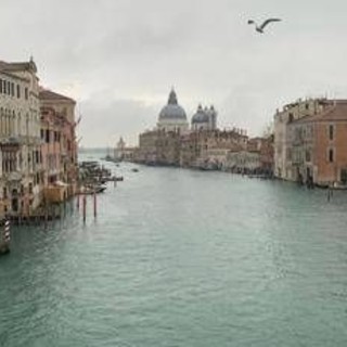 Casa, una famiglia 'normale' può comprare 18 metri: i dati e la classifica