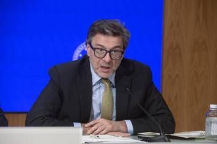 Manovra 2026, cambia norma su affitti brevi nel testo bollinato: ecco le misure Manovra 2026, cambia norma su affitti brevi nel testo bollinato: ecco le misure