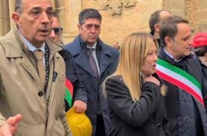 Meloni torna a Niscemi: "Mercoledì il decreto, dal giorno dopo ci sono le risorse"